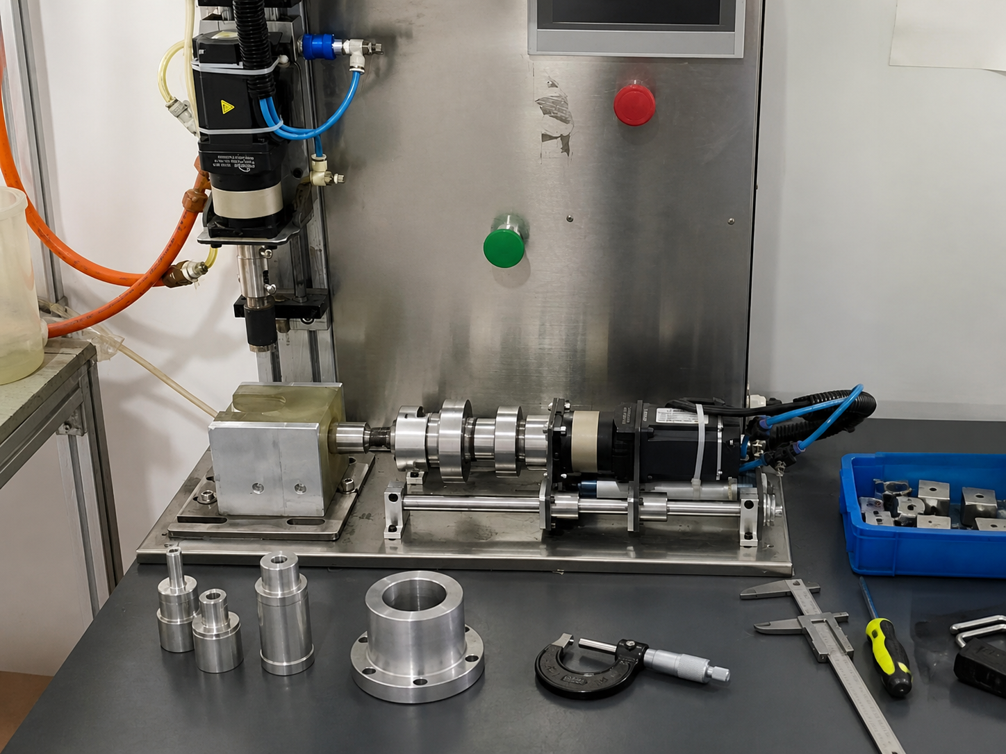 Precision-machined components and measurement tools at Yueli Automation